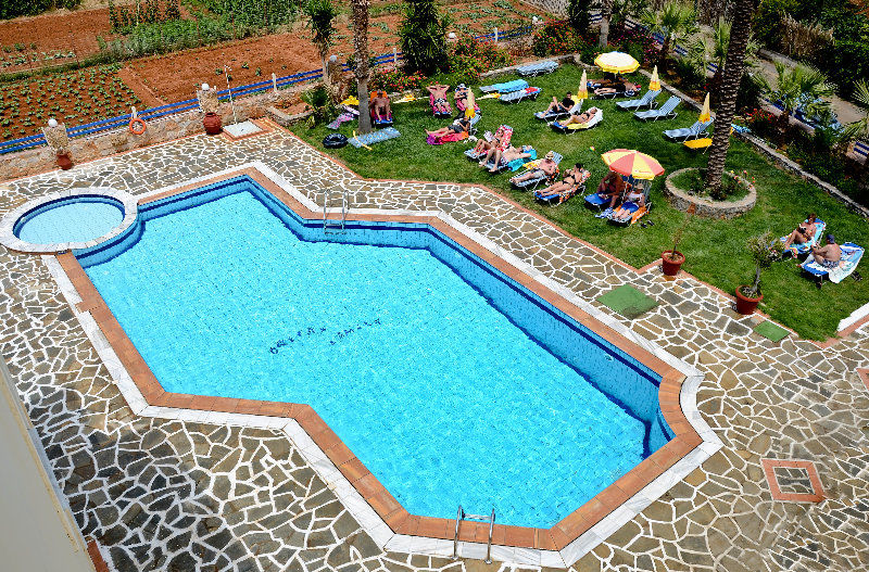ماليا Cretan Family Apartments المظهر الخارجي الصورة